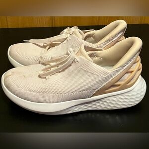 Kizik Unisex Athens Slip in Shoe White Creme